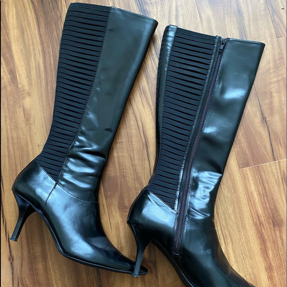 Calvin Klein Women’s Boot